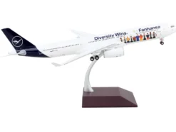 Airbus A330 300 Commercial Aircraft Lufthansa Diversity Wins White with Blue Tail Gemini 200 Series 1/200 Diecast Model Airplane GeminiJets G2DLH1221