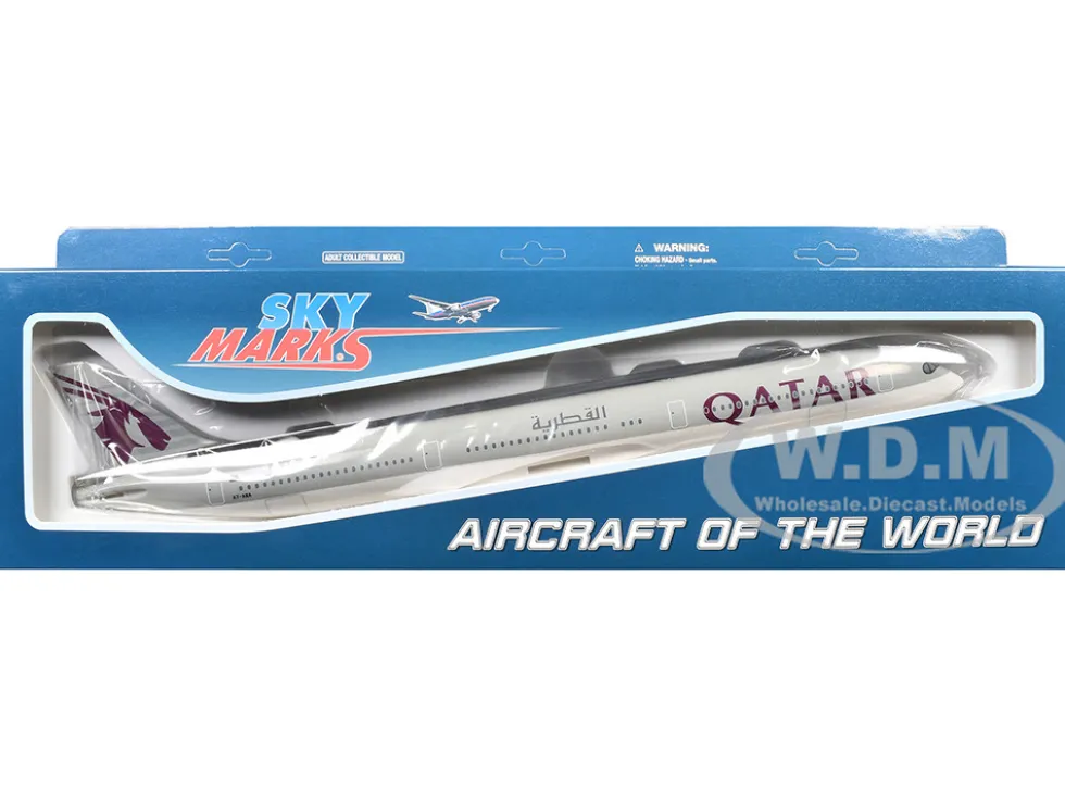 Airbus A350-1000 Commercial Aircraft "Qatar Airways" (A7-ANA) Gray with Tail Graphics (Snap-Fit) 1/200 Plastic Model by Skymarks