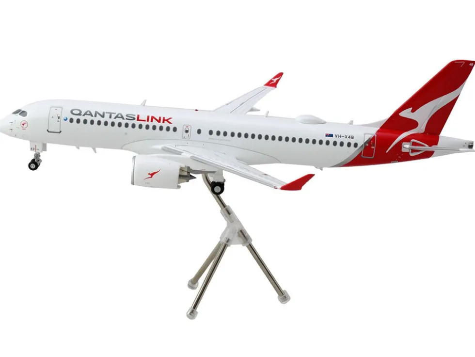 Airbus A220-300 Commercial Aircraft "QantasLink - Qantas Airways" (VH-4XB) White with Red Tail "Gemini 200" Series 1/200 Diecast Model Airplane by GeminiJets