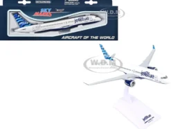 Airbus A220-300 Commercial Aircraft "JetBlue Airways" (N3044J) White with Blue Tail (Snap-Fit) 1/200 Plastic Model by Skymarks