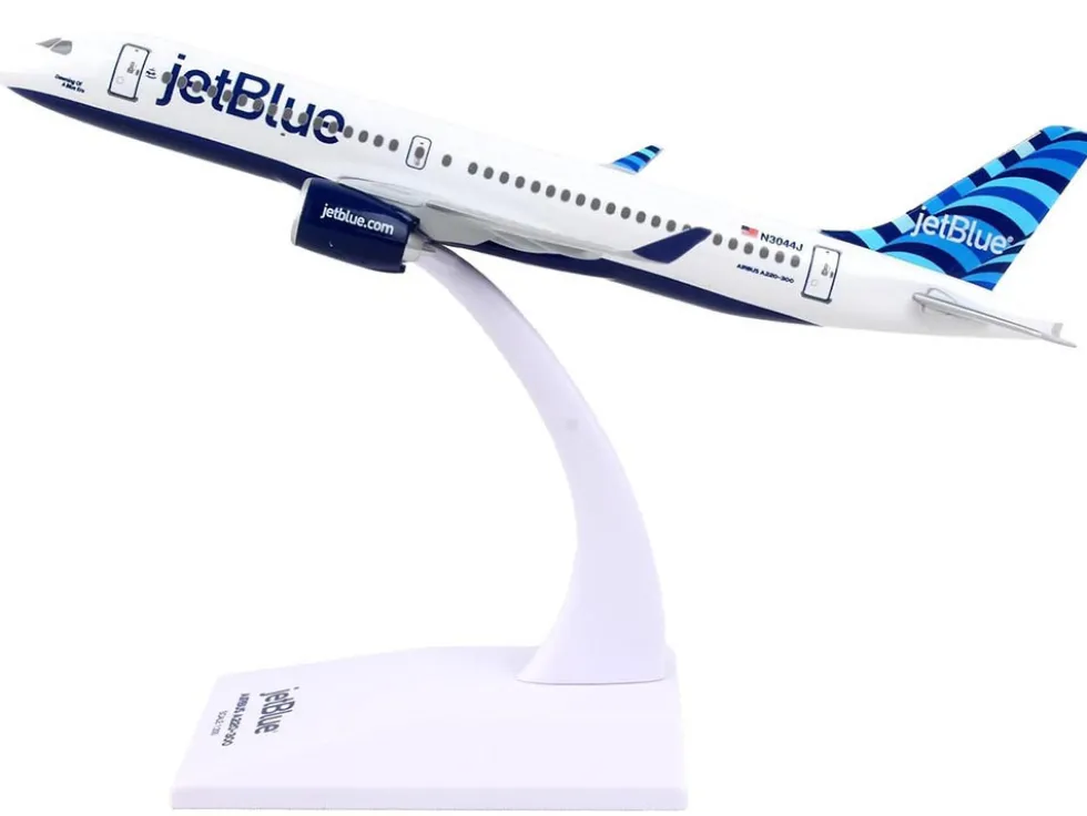 Airbus A220-300 Commercial Aircraft "JetBlue Airways" (N3044J) White with Blue Tail (Snap-Fit) 1/200 Plastic Model by Skymarks