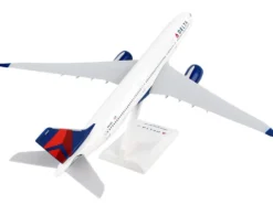 Airbus A330 900 Commercial Aircraft with Landing Gear Delta Air Lines N401DZ White with Blue and Red Tail Snap Fit 1/200 Plastic Model Skymarks SKR984