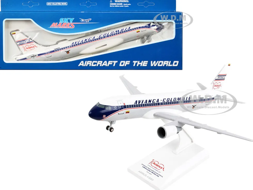Airbus A320 Commercial Aircraft with Landing Gear Avianca Colombia N284AV White and Gray with Blue Stripes Snap Fit 1/150 Plastic Model Skymarks SKR1033