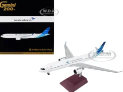 Airbus A330 900 Commercial Aircraft Garuda Indonesia White with Blue Tail Gemini 200 Series 1/200 Diecast Model Airplane GeminiJets G2GIA969