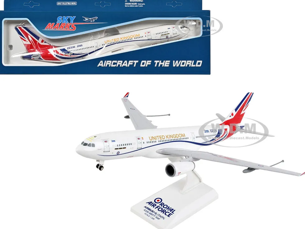 Airbus A330 MRTT Voyager Commercial Aircraft with Landing Gear "United Kingdom Royal Air Force" (ZZ336) White with Red and Blue Stripes (Snap-Fit) 1/200 Plastic Model by Skymarks