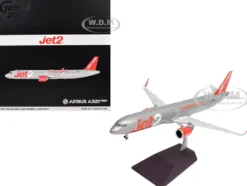 Airbus A321neo Commercial Aircraft "Jet2" (G-SUNO) Silver with Red Tail "Gemini 200" Series 1/200 Diecast Model Airplane by GeminiJets