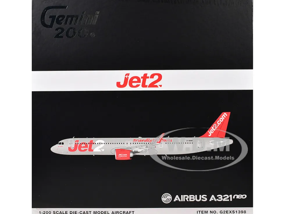 Airbus A321neo Commercial Aircraft "Jet2" (G-SUNO) Silver with Red Tail "Gemini 200" Series 1/200 Diecast Model Airplane by GeminiJets