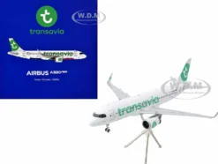 Airbus A320neo Commercial Aircraft "Transavia Airlines" (F-GNEO) White with Green Tail "Gemini 200" Series 1/200 Diecast Model Airplane by GeminiJets