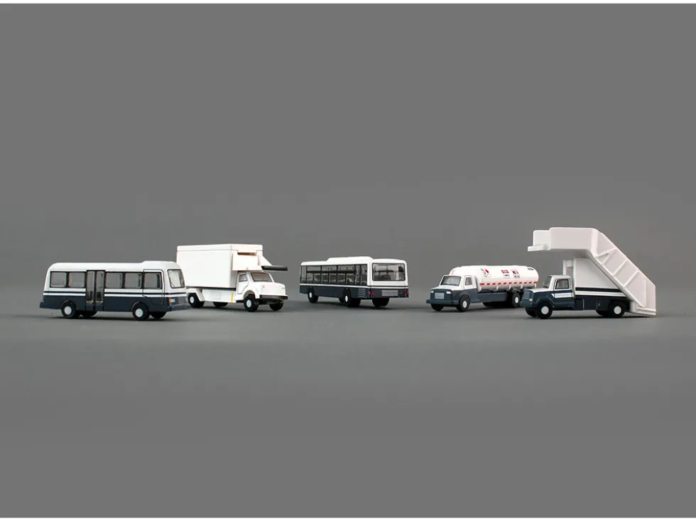 Airport Service Vehicles Set of 5 pieces Gemini 200 Series Diecast Models GeminiJets G2APS450