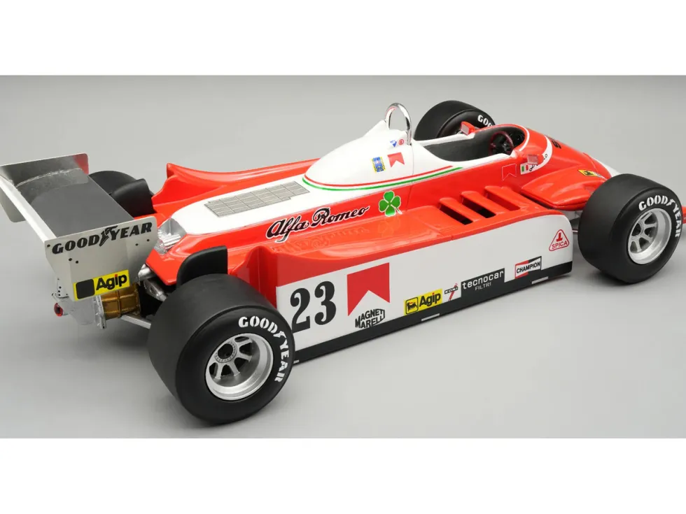 Alfa Romeo 179 #23 Bruno Giacomelli Formula One F1 "United States GP East" (1980) "Mythos Series" with Display Case Limited Edition to 40 pieces Worldwide 1/18 Model Car by Tecnomodelt
