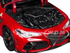 Alfa Romeo Giulia GTAm Red Metallic with Carbon Top 1/18 Diecast Model Car by Bburago