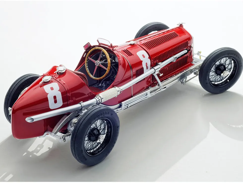 Alfa Romeo Tipo B P3 #8 Tazio Nuvolari Winner Italian Grand Prix 1932 1/18 Diecast Model Car CMC M-219