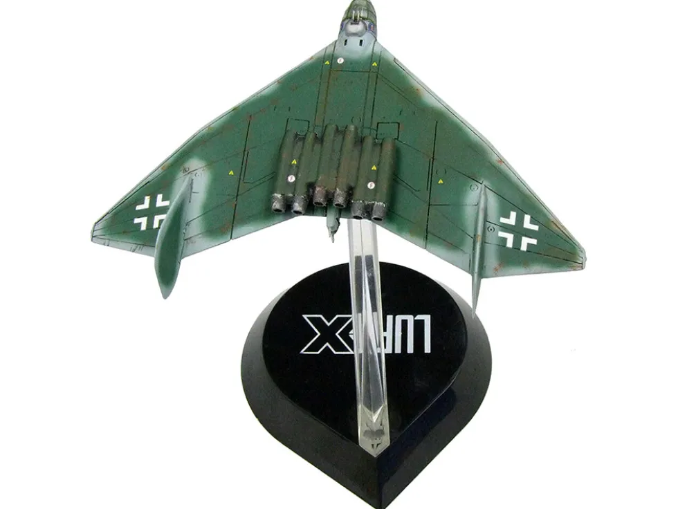Arado E.555 Bomber Aircraft "Project Version" German Luftwaffe 1/144 Model by Luft-X