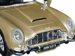 Aston Martin DB5 RHD Right Hand Drive Gold Metallic Timeless Legends Series 1/24 Diecast Model Car Motormax 79375gld