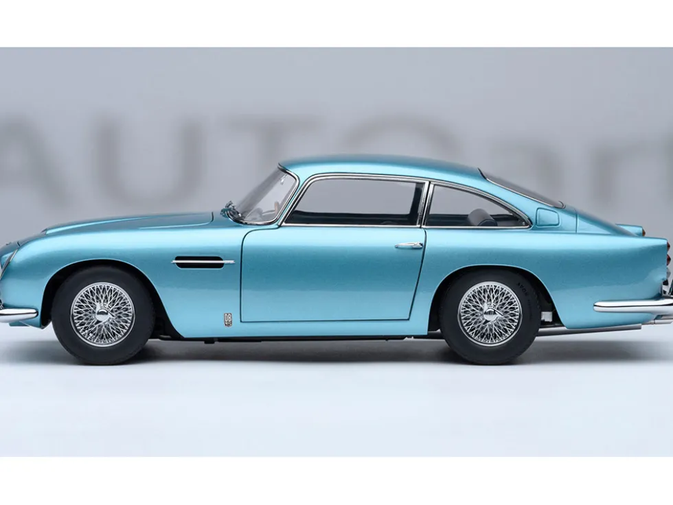 Aston Martin DB5 RHD (Right Hand Drive) Caribbean Pearl Blue Metallic 1/18 Model Car by Autoart