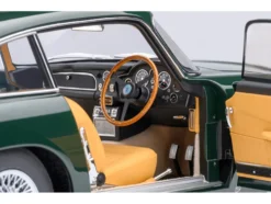 Aston Martin DB5 RHD (Right Hand Drive) British Racing Green 1/18 Model Car by Autoart