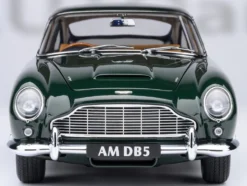 Aston Martin DB5 RHD (Right Hand Drive) British Racing Green 1/18 Model Car by Autoart