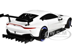 2018 Aston Martin Vantage GTE Le Mans PRO White Carbon Accents 1/18 Model Car Autoart 81806