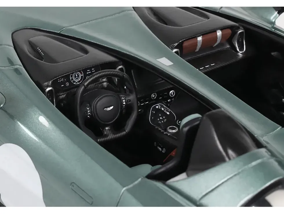 Aston Martin V12 Speedster Green Metallic 1/18 Model Car by GT Spirit