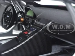 Aston Martin V12 Vantage Bathurst 12hour Endurance Race 2015 #99 JM. Merlin / J. Venter / F. Yu 1/18 Model Car Autoart 81507