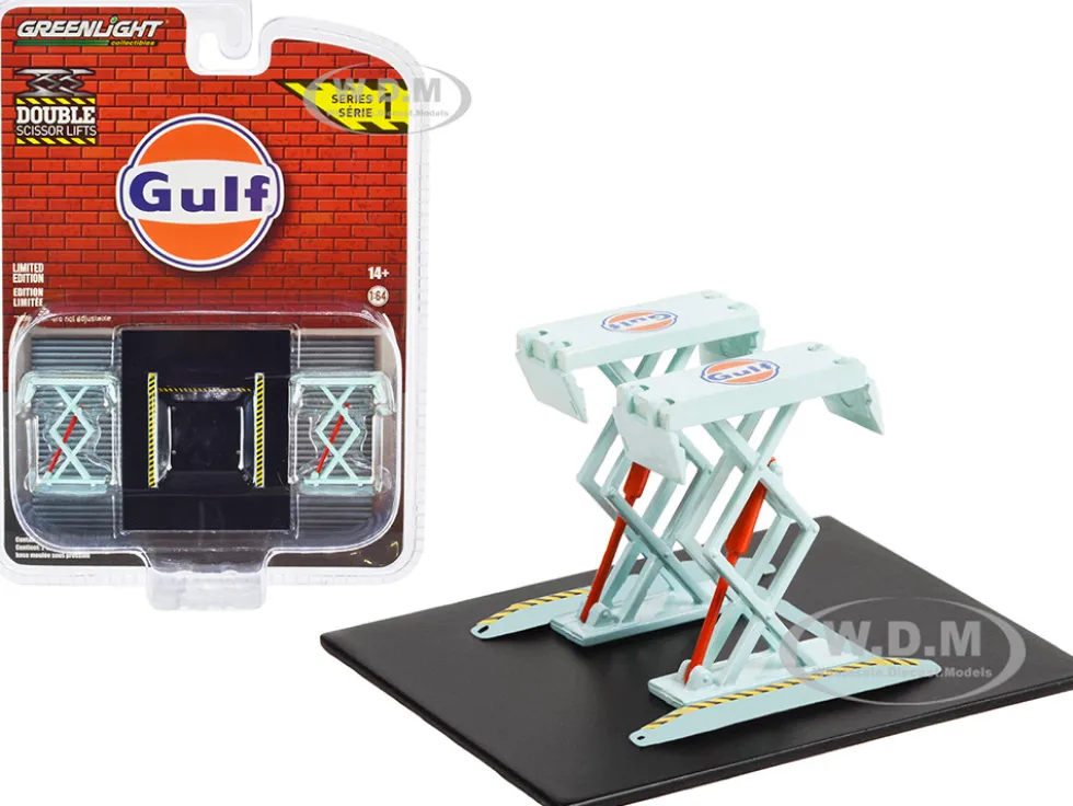 Automotive Double Scissor Lift Gulf Oil Light Blue Double Scissor Lifts Series 1 1/64 Diecast Model Greenlight 16160B
