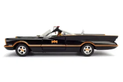 Batman Classic TV Series (1966) Batmobile Batman and Robin in 1/24 Diecast Model Car Jada 98259