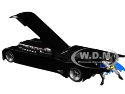 Batmobile Batman Diecast Figure Animated Series DC Comics Series 1/24 Diecast Model Car Jada 30916
