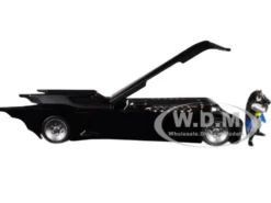 Batmobile Batman Diecast Figure Animated Series DC Comics Series 1/24 Diecast Model Car Jada 30916