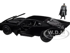 Batmobile Matt Black with Batman Diecast Figure The Batman 2022 Movie DC Comics 1/24 Diecast Model Car Jada 32731