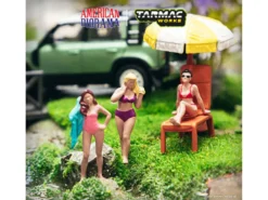 Beach Girls 5 piece Diecast Figure Set 3 Female Figures 2 Beach Accessories 1/64 Scale Models Tarmac Works American Diorama T64F-002-YL