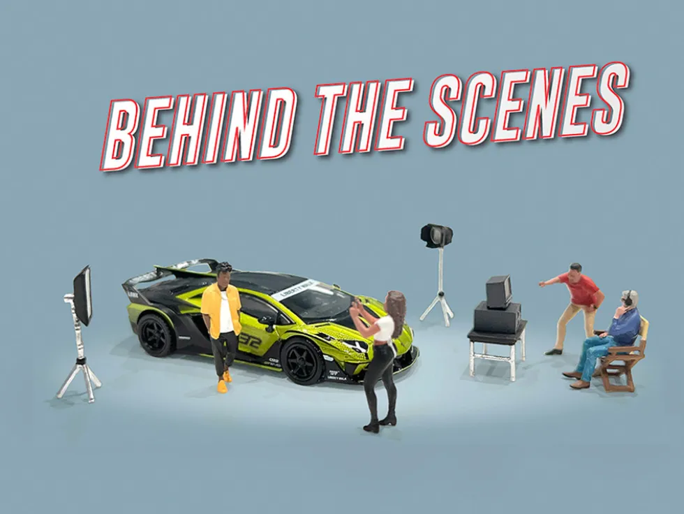 Behind The Scenes 7 piece (4 People, 3 Accessories) Diecast Figures Set 1/64 Scale Models by American Diorama