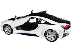 2018 BMW i8 Coupe Metallic White Black Top 1/24 Diecast Model Car Motormax 79359