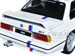 1988 BMW 3 Series M3 E30 White 1/24 Diecast Model Car Bburago 21100W