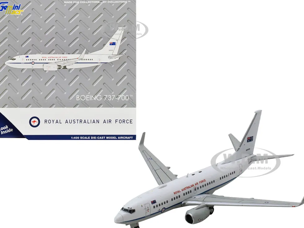 Boeing 737 700 Aircraft Royal Australian Air Force A36 002 White with Blue Stripes Gemini Macs Series 1/400 Diecast Model Airplane GeminiJets GM134