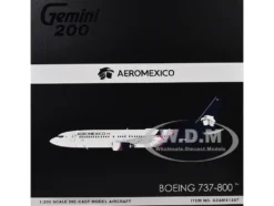 Boeing 737-800 Commercial Aircraft "AeroMexico" (N957AM) White with Dark Blue Tail "Gemini 200" Series 1/200 Diecast Model Airplane by GeminiJets