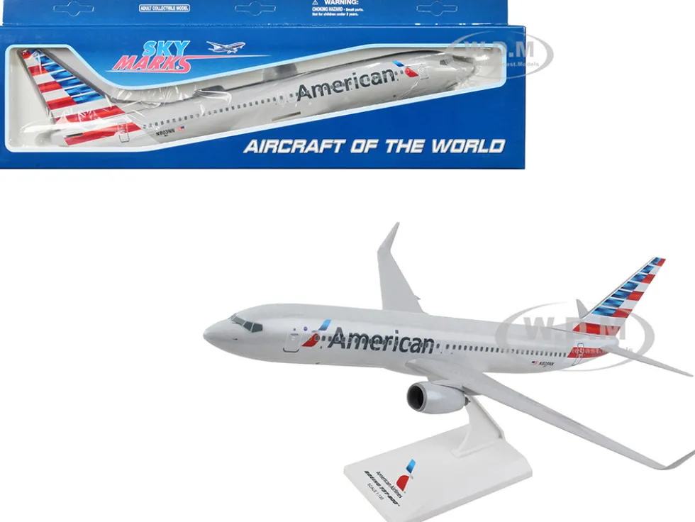 Boeing 777 800 Commercial Aircraft American Airlines N803NN Gray with Blue and Red Tail Snap Fit 1/130 Plastic Model Skymarks SKR759