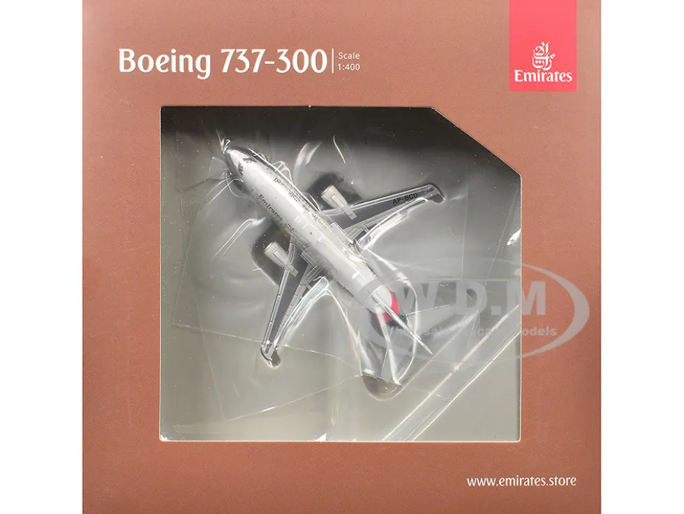 Boeing 737-300 Commercial Aircraft "Emirates Airlines" (AP-BCD) White with Striped Tail 1/400 Diecast Model Airplane by GeminiJets