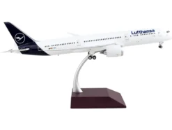Boeing 787 9 Commercial Aircraft Lufthansa White with Blue Tail Gemini 200 Series 1/200 Diecast Model Airplane GeminiJets G2DLH1050