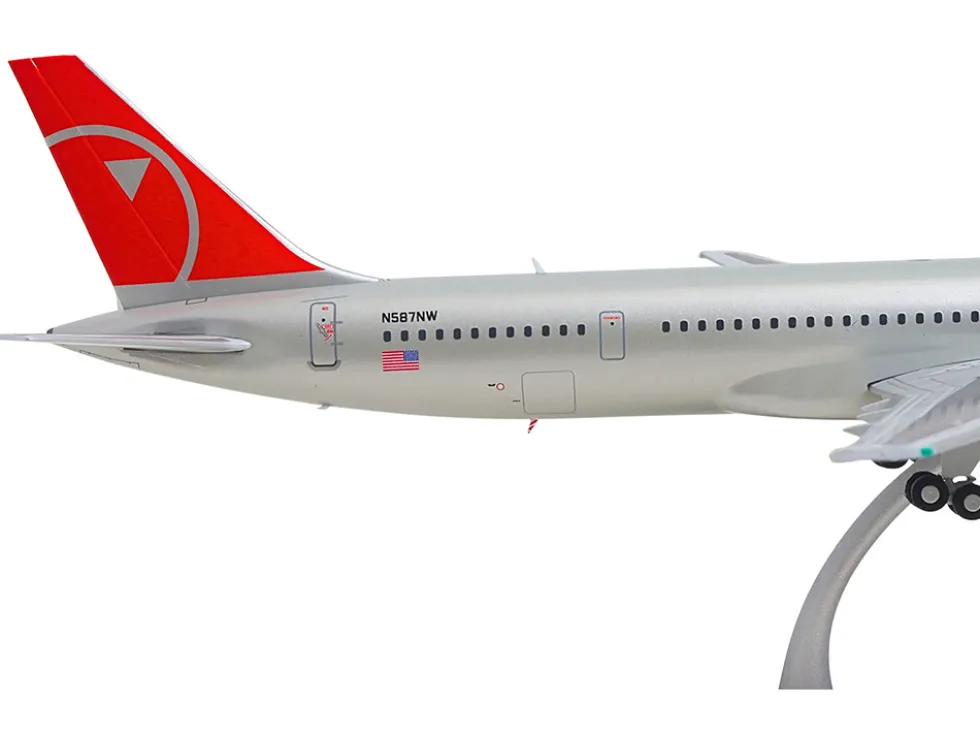 Boeing 757-300 Commercial Aircraft "Northwest Airlines" (N587NW) Silver with Red Tail "Gemini 200" Series 1/200 Diecast Model Airplane by GeminiJets