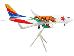 Boeing 737 700 Commercial Aircraft Southwest Airlines California One California Flag Livery Gemini 200 Series 1/200 Diecast Model Airplane GeminiJets G2SWA1010
