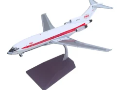 Boeing 727-100 Commercial Aircraft "Trans World Airlines (TWA)" (N851TW) White with Red Stripes "Gemini 200" Series 1/200 Diecast Model Airplane by GeminiJets