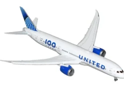 Boeing 787-9 Commercial Aircraft with Flaps Down "United Airlines 100 Years" (N61101) White with Graphics and Blue Tail "Gemini 200" Series 1/200 Diecast Model Airplane by GeminiJets