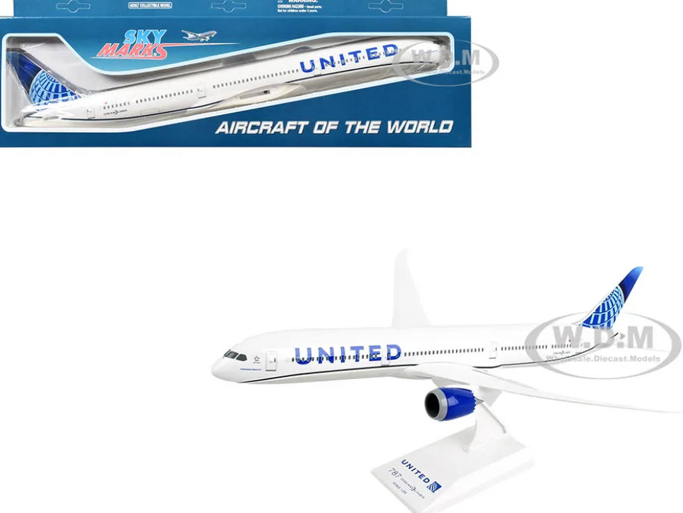 Boeing 787-10 Dreamliner Commercial Aircraft "United Airlines" (N12010) White with Blue Tail (Snap-Fit) 1/200 Plastic Model by Skymarks