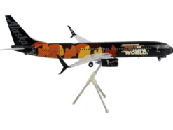 Boeing 737 900ER Commercial Aircraft Alaska Airlines Our Commitment Black with Graphics Gemini 200 Series 1/200 Diecast Model Airplane GeminiJets G2ASA1016