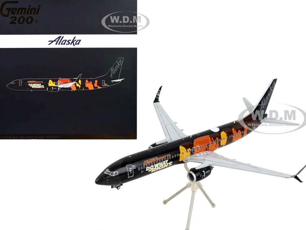 Boeing 737 900ER Commercial Aircraft Alaska Airlines Our Commitment Black with Graphics Gemini 200 Series 1/200 Diecast Model Airplane GeminiJets G2ASA1016