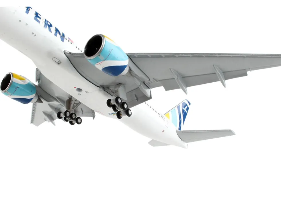 Boeing 777 200ER Commercial Aircraft with Flaps Down Eastern Air Lines White with Striped Tail 1/400 Diecast Model Airplane GeminiJets GJ2059F