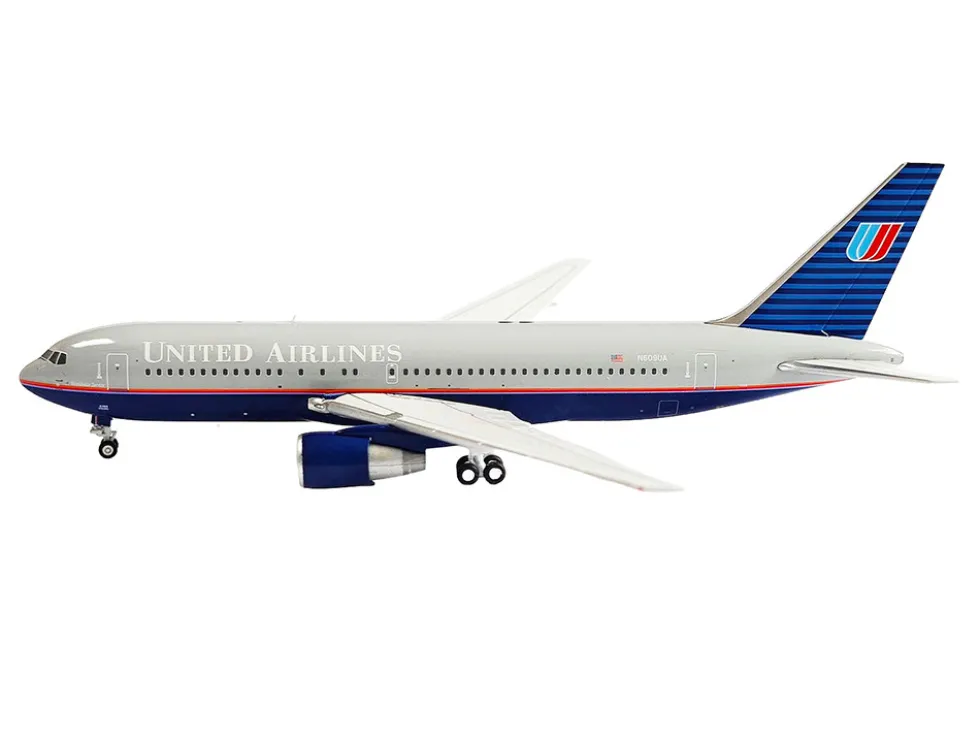Boeing 767-200ER Commercial Aircraft "United Airlines" (N609UA) Gray with Blue Tail 1/400 Diecast Model Airplane by V1:400