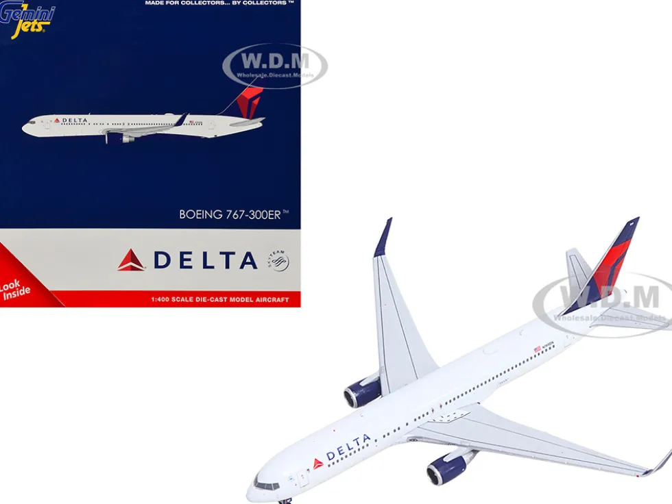 Boeing 767-300ER Commercial Aircraft "Delta Air Lines" (N199DN) White with Red and Blue Tail 1/400 Diecast Model Airplane by GeminiJets