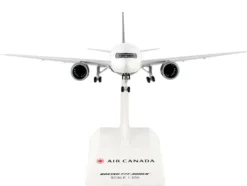 Boeing 777 300ER Commercial Aircraft Air Canada C-FKAU White with Black Tail Snap Fit 1/200 Plastic Model Skymarks SKR955