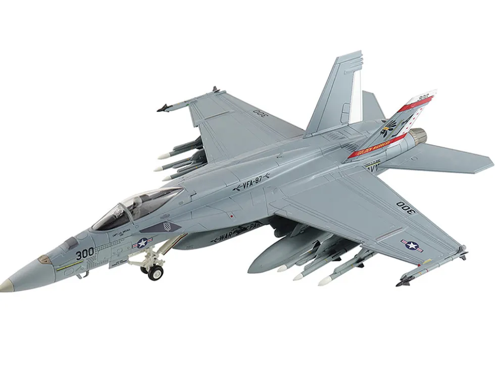 Boeing F/A-18E Super Hornet Fighter Aircraft "168910, Golden Warriors, VFA-87, Operation Inherent Resolve" (2017) United States Navy "Air Power Series" 1/72 Diecast Model by Hobby Master